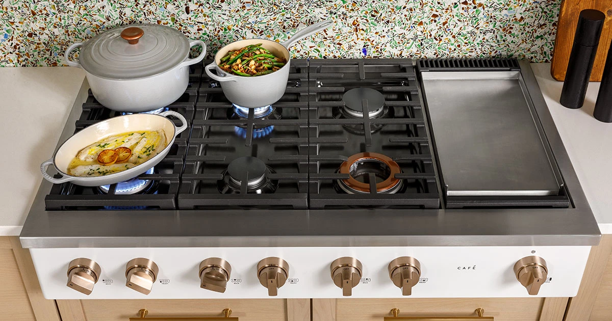 Cafe induction cooktop